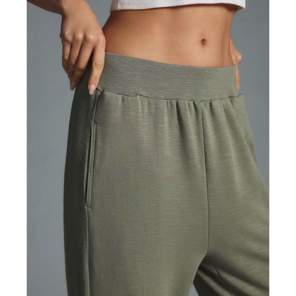 ANTHROPOLOGIE • Daily Practice Olive Green Relaxed Fit Joggers, 3X - Picture 4 of 16